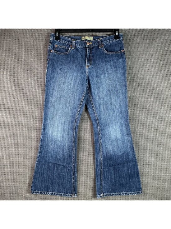 OND Denim - Women's Old Navy Classic Low Rise Flare Leg Jeans size 14 Plus 100% Cotton